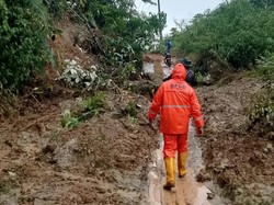 Longsor Kembali Terjadi di 4 Titik Lokasi OKU Selatan, Jalan Nyaris Putus
