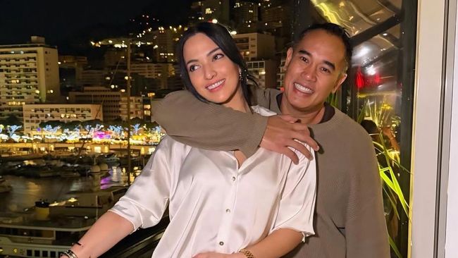 Diterpa Hoaks Cerai, Ini 7 Potret Nia Ramadhani dan Ardi Bakrie Buktikan Keharmonisan