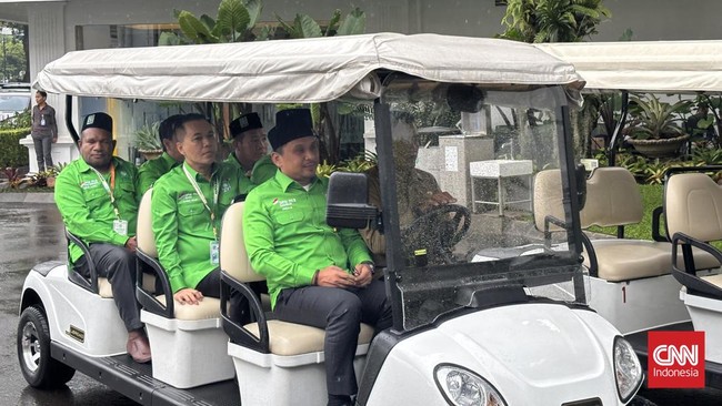 Pengurus PKB bertemu Presiden Prabowo di Istana untuk audiensi terkait Rakernas dan pengurus baru. Cak Imin dan elite PKB hadir dalam pertemuan ini.