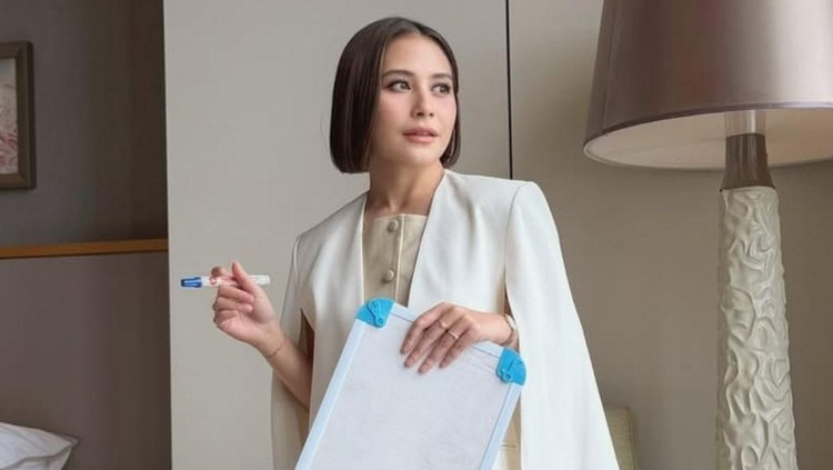 Prilly Latuconsina Minta Maaf usai Dapat Kritik Pedas & Dianggap Tone Deaf soal Open to Work