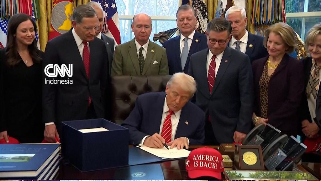 Momen Trump Sahkan RUU Akhiri Shutdown Parsial Pemerintah AS