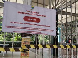 Bandung Zoo Disegel Satpol PP