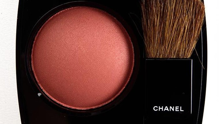 Rekomendasi blush on untuk kulit sawo matang