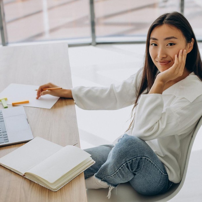 Percaya pada kemampuan diri sendiri dan memilih menyelesaikan berbagai urusan secara mandiri. Daftar zodiak yang dikenal paling mandiri.