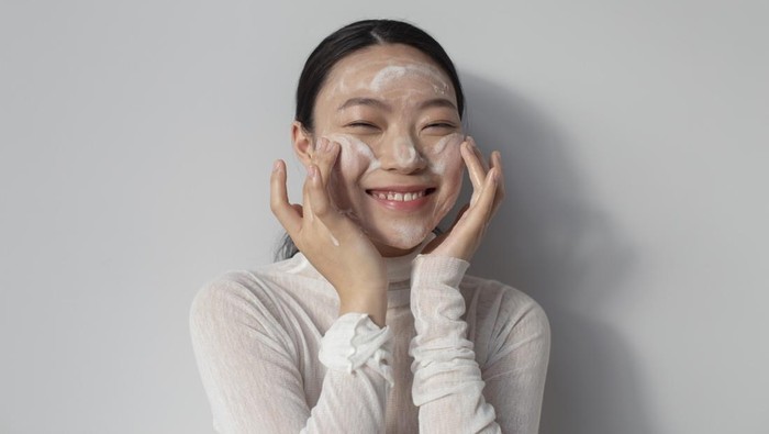 BeauPicks: 5 Facial Wash Remaja Era 2000-an yang Jadi Favorit