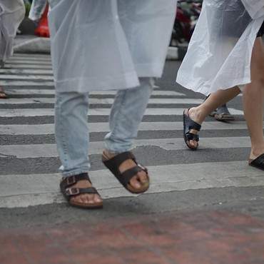 Selain Bikin Badan Lebih Bugar, 5 Tips Jalan Kaki Ini Juga Bisa Membangun Massa Otot