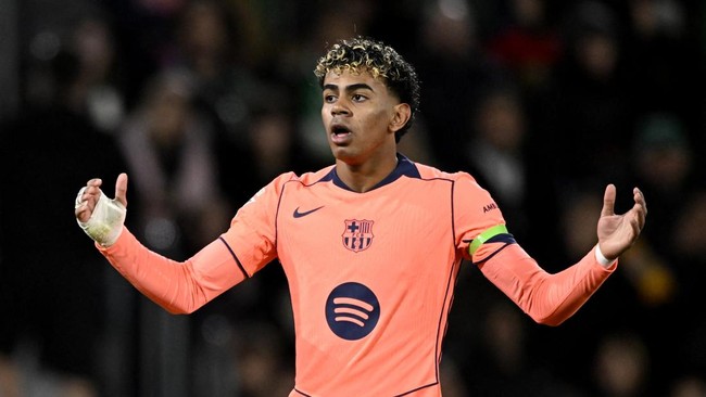 Lamine Yamal memecahkan rekor milik mendiang Diego Maradona di Barcelona setelah membobol gawang Albacete dalam ajang Copa del Rey, Rabu (4/2) dini hari WIB.