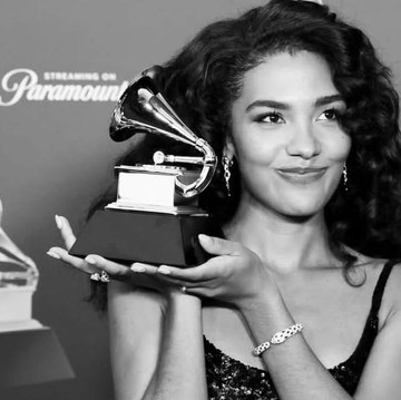 Profil Olivia Dean, Pemenang Best New Artist Grammy 2026 yang Lagunya Selalu Viral