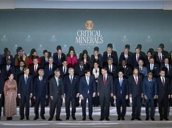 Lawan Dominasi China, AS Bentuk Blok Dagang Mineral Kritis