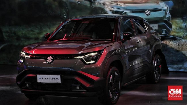 Suzuki mengatakan e Vitara bisa jadi pilihan loyalis yang ingin jadi bagian sejarah sebab model ini adalah mobil listrik pertama Suzuki.