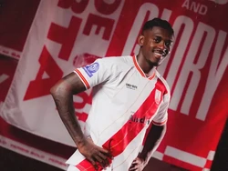 Persis Solo Rekrut Gelandang Brasil Jefferson Carioca