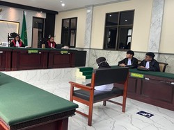 Lesbian Pemerkosa Perempuan di Mojokerto Divonis 4 Tahun Penjara