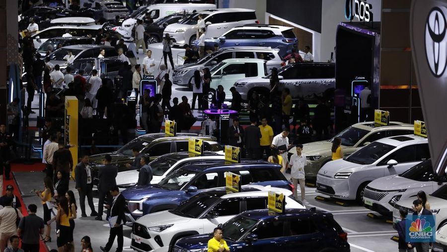 Indonesia International Motor Show (IIMS) 2026 tidak hanya menjadi arena pameran produk, tetapi juga panggung utama peluncuran kendaraan baru. Sejumlah merek telah menyiapkan model terbaru nan bakal diperkenalkan selama pameran berjalan di JIExpo Kemayoran, Jakarta, pada 5–15 Februari 2026.