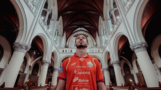 Persija Jakarta resmi merekrut Jean Mota, mantan rekan Messi di Inter Miami, untuk Super League 2025/2026. Mota siap buktikan kualitasnya di Indonesia.