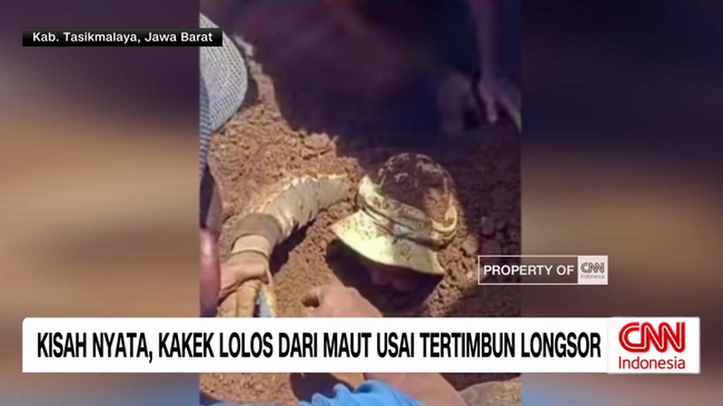 VIDEO: Kakek Lolos dari Maut Usai Tertimbun Longsor di Tasikmalaya