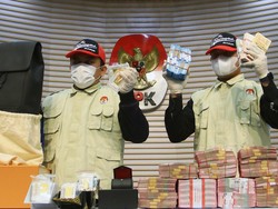 KPK Ungkap Suap Pegawai Bea Cukai Bikin Barang KW dan Ilegal Lolos ke RI