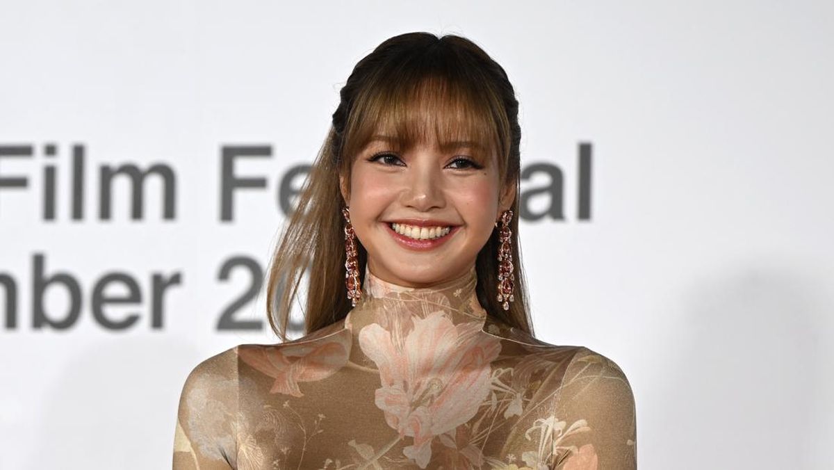 Lisa BLACKPINK Bakal Bintangi Proyek Rom-com di Netflix