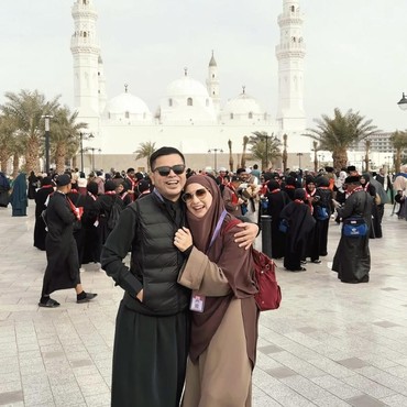 Ammar Zoni Curhat Merasa 'Dibuang' Irish Bella, Haldy Sabri Bela Sang Istri