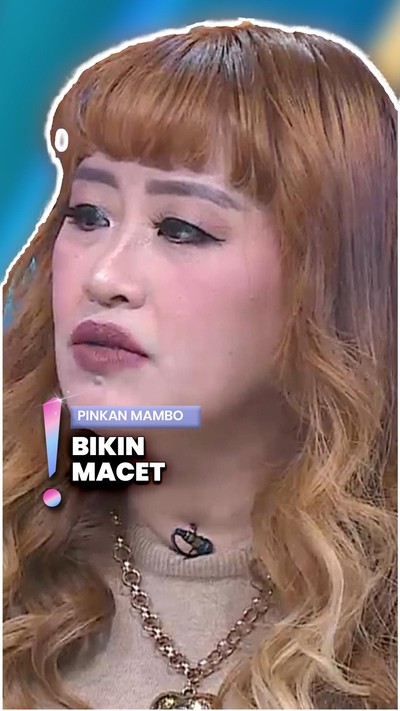 Video: Pinkan Mambo Ditegur Warga gegara Nyanyi di Pinggir Jalan