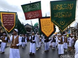 Ribuan Orang Hadiri Hari Pertama Ziarah Kubro Palembang 2026