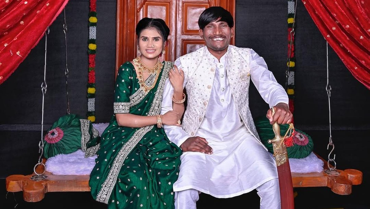 7 Potret Suraj Chavan&comma; Pria Tertampan di India&comma; Dijuluki Mirip Justin Bieber