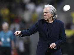 Soccer Football - Saudi Pro League - Al Nassr v Al Ittihad - Al Awwal Park, Riyadh, Saudi Arabia - February 6, 2026 Al Nassr coach Jorge Jesus reacts. REUTERS/Stringer