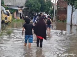 Banjir Cirebon Rendam 4 Desa, Ketinggian Air Capai 1,5 Meter