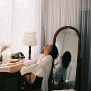 7 Ciri Kepribadian Orang yang Betah di Rumah Menurut Ilmu Psikologi