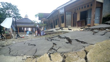 Fenomena Tanah Bergerak di Tegal, Waspada Masih Potensi Terjadi