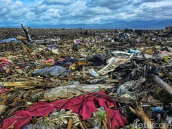 Sampah Abadi di Pesisir Talanca, Bupati Asjap Janjikan Gerakan Massal
