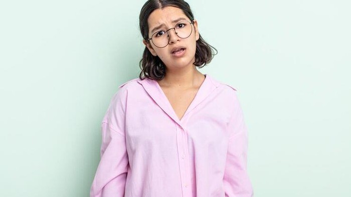 5 Kebiasaan Orang Kurang Cerdas saat Menerima Komentar Kebencian