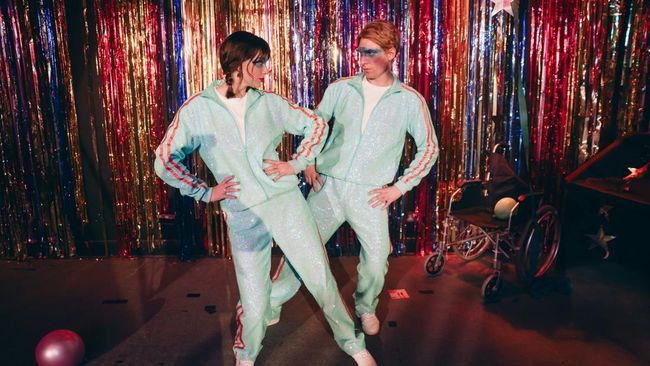 Baru 24 jam tayang, video klip Opalite dari Taylor Swift sudah memegang dua rekor.