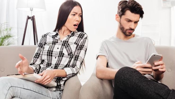 5 Ciri Pasangan yang Terlihat Sangat Penyayang Padahal Sebenarnya Sangat Posesif dan Mengontrol