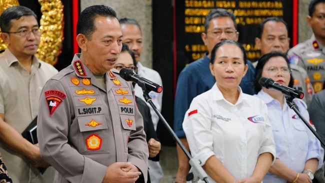 Penguatan sinergitas untuk memperjuangkan hak buruh diwujudkan antara lain lewat optimalisasi Desk Ketenagakerjaan Polri yang melayani permasalahan buruh.