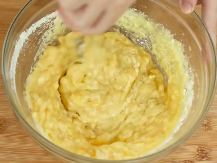 Resep banana cake ala Chef Devina Hermawan