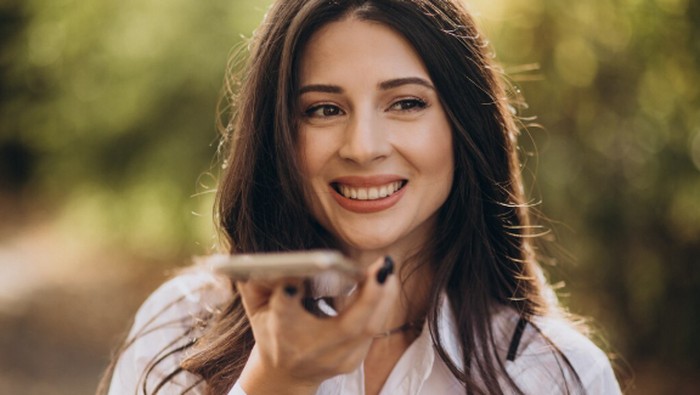 INFJ dikenal sebagai tipe yang tenang dan penuh empati. Mereka jarang marah karena lebih fokus memahami perasaan orang lain./ Foto: freepik.com/senivpetro