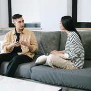 4 Kebiasaan saat Bergaul yang Bisa Menandakan IQ Rendah