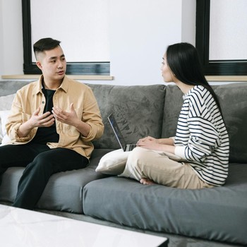 4 Kebiasaan saat Bergaul yang Bisa Menandakan IQ Rendah