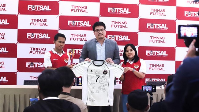 Ketua Umum FFI, Michael Sianipar mengaku sukses Timnas Futsal Indonesia jadi runner up AFC Futsal 2026 jadi bahan bakar untuk terus berbenah.