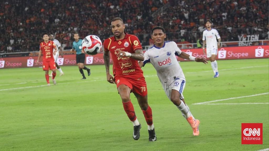 Top 3 Sports: Persija Dipermalukan Arema, Bintang MU seperti Salah