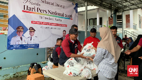 Artha Graha Peduli Bagikan 1.000 Sembako di 3 Desa di Banten