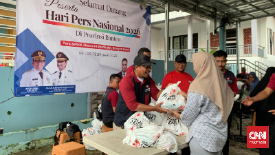 Artha Graha Peduli Bagikan 1.000 Sembako di 3 Desa di Banten