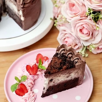 4 Resep Kue Cokelat ala Devina Hermawan untuk Kado Valentine yang Manis