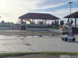 Tarif Masuk Taman Loang Baloq Dinilai Mahal, Pengunjung Mengeluh