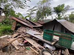 Tanah Gerak di Jangli Semarang, 10 Rumah Rusak-Akses ke Undip Terputus