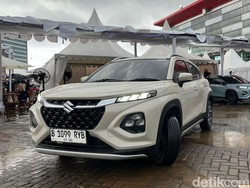 Nyobain Suzuki Fronx Tipe Medium, Singkat tapi Berkesan