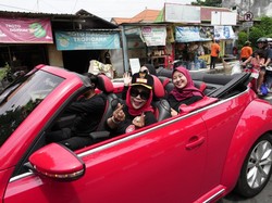 Wabup Mimik Tutup Tanggulangin Fair 2026 Lewat Riding VW dan Vespa