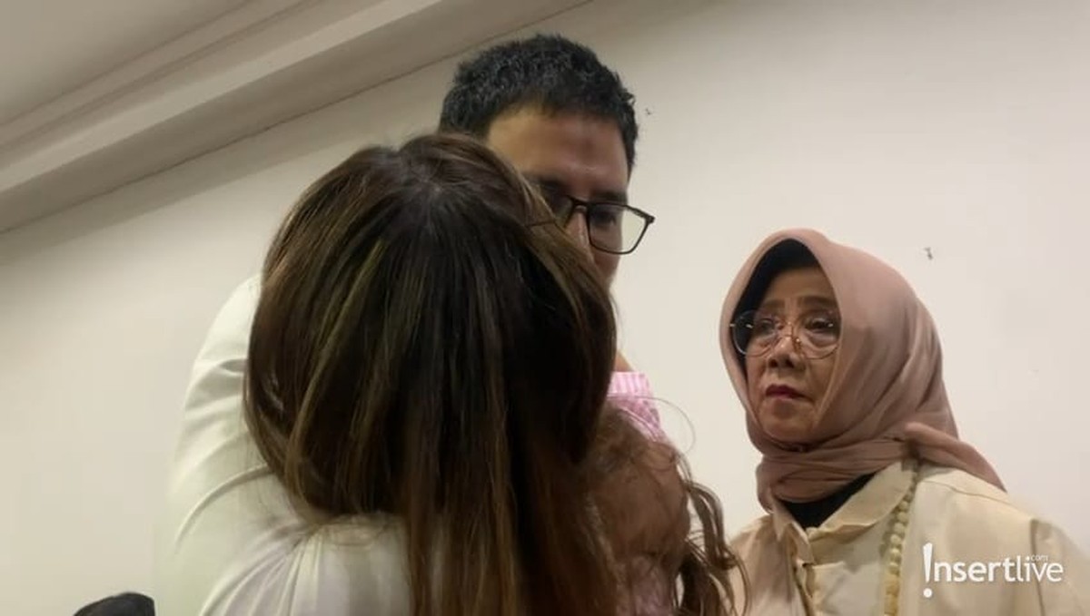 Ammar Zoni dan dr&period; Kamelia