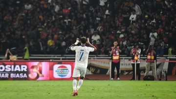 Liputan Olahraga CNN Sport : Ada Kericuhan usai Persija vs Arema, Souza Sebut Marquinhos Sok Jago