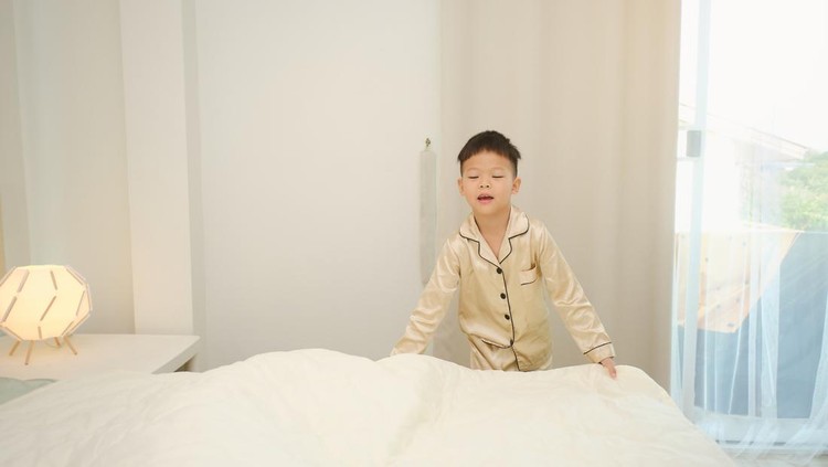 Ciri Kepribadian Anak yang Suka Merapikan Tempat Tidur